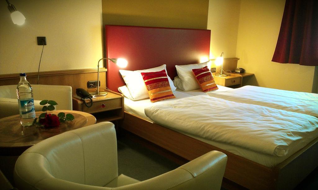 Hotel Zur Post Schönberg المظهر الخارجي الصورة